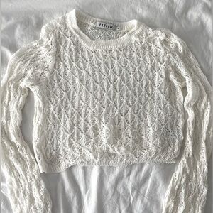 small cream knit cropped sweater top